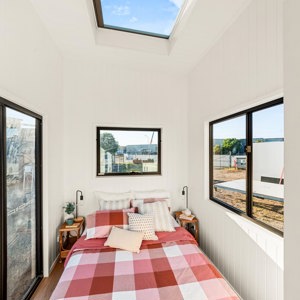 Casuarina 10