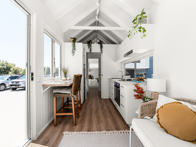 Casuarina 8.4 - Separate ground level bedroom